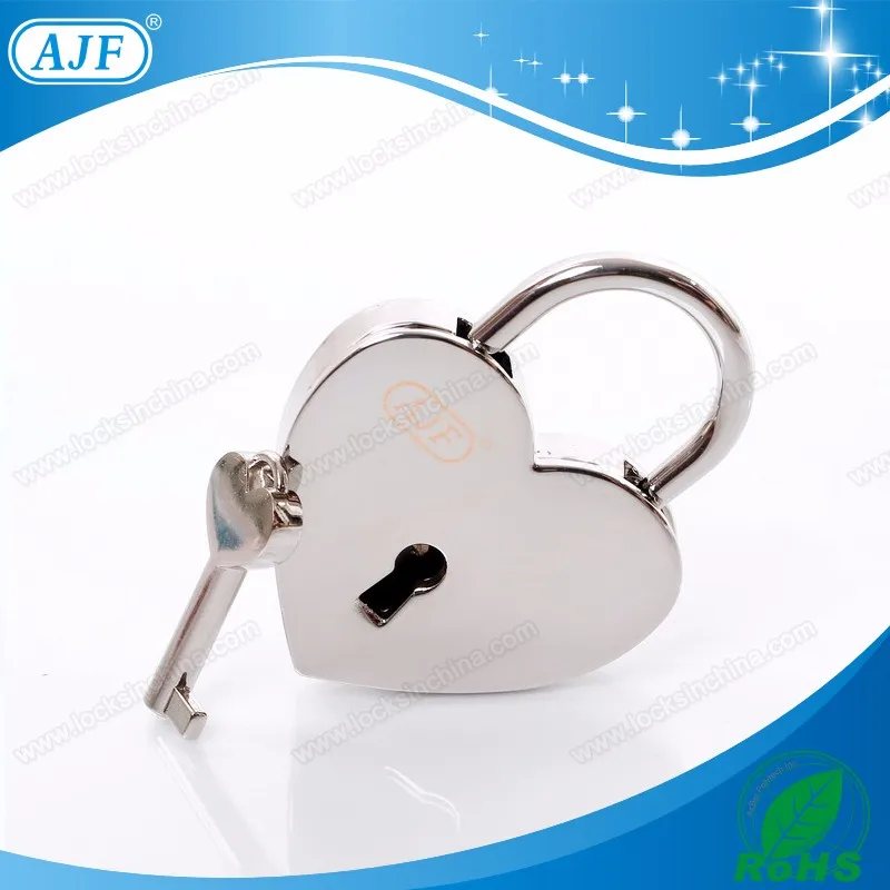 A01-021HW AJF silver lock love lock 1.jpg