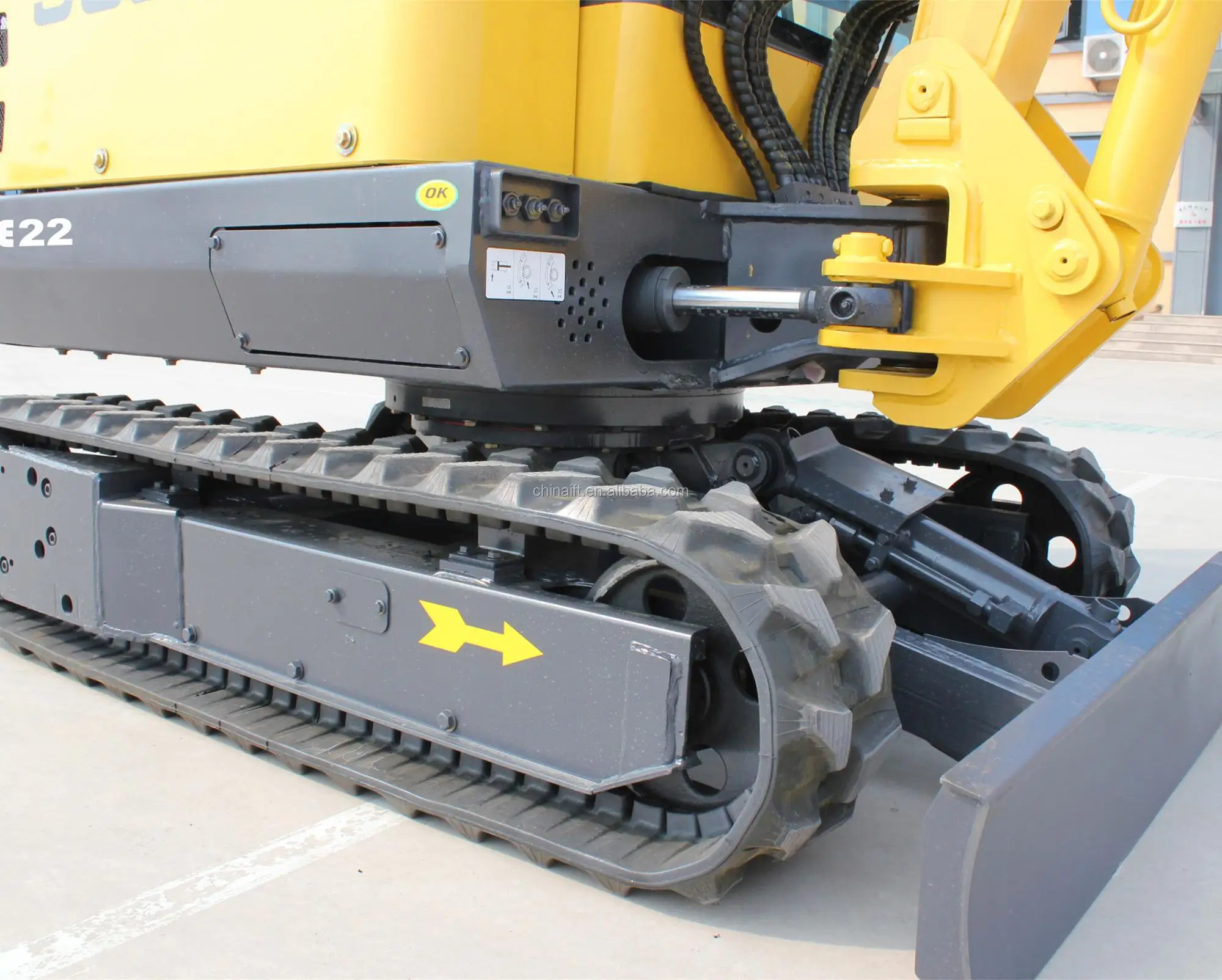 0.8T 1.8T crawler digger small mini excavator