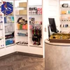 Warm nail used beauty salon furniture decor design wooden shampoo display stand