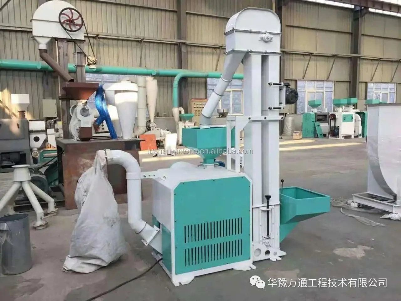 soybean peeling machine .jpg