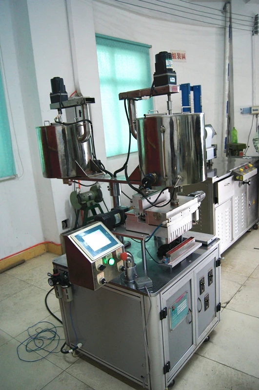 12 Nozzles Lip Gloss Eyeliner Pencil Filling Machine Automatic Lipstick