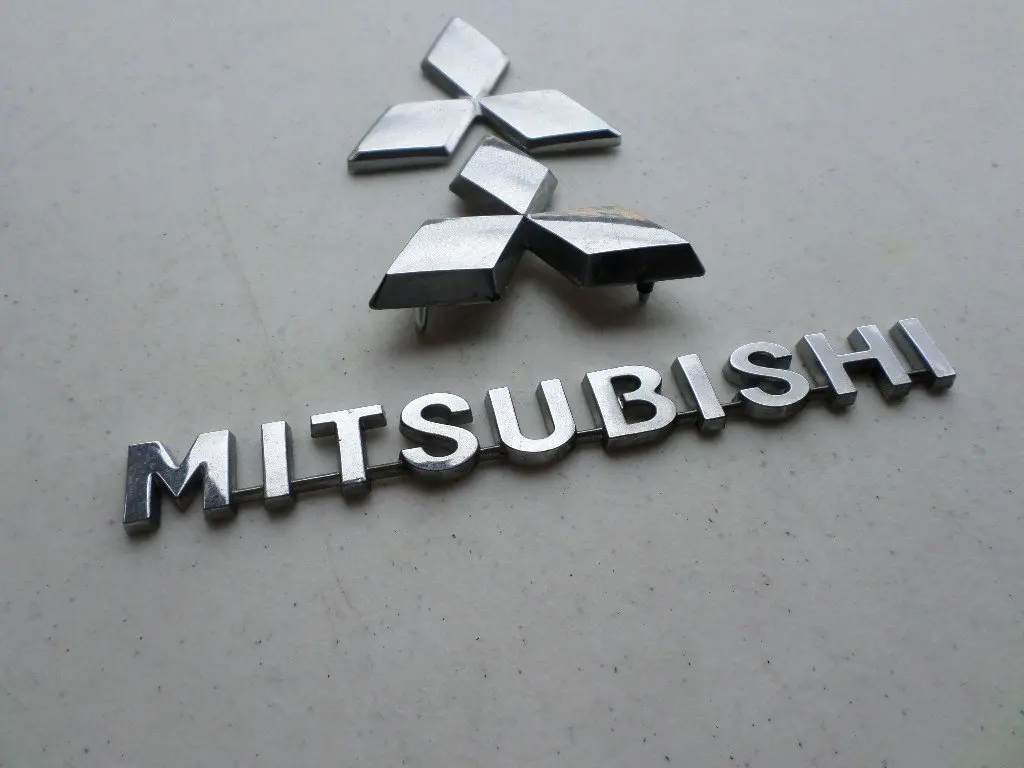 Значок Mitsubishi значок Mitsubishi