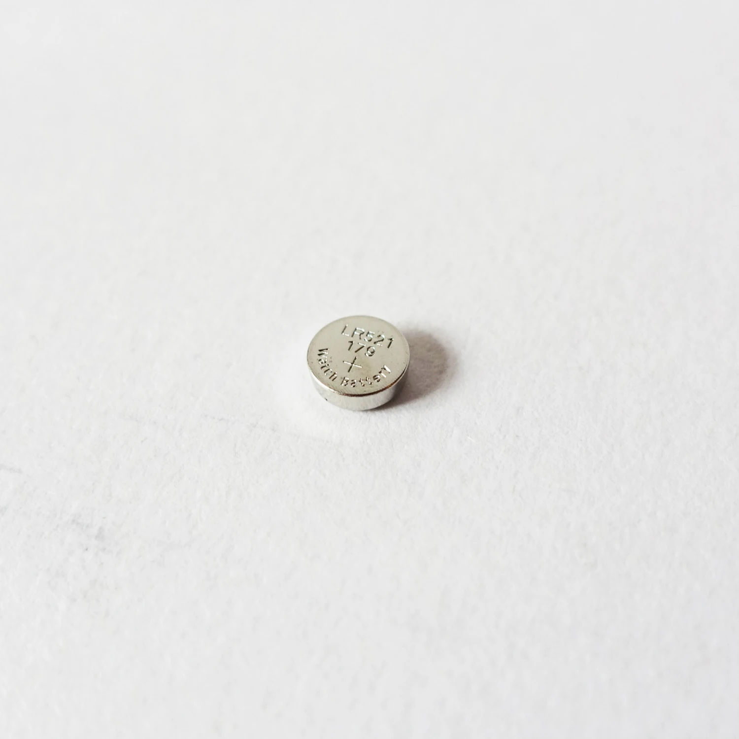 AG0 button cell.JPG