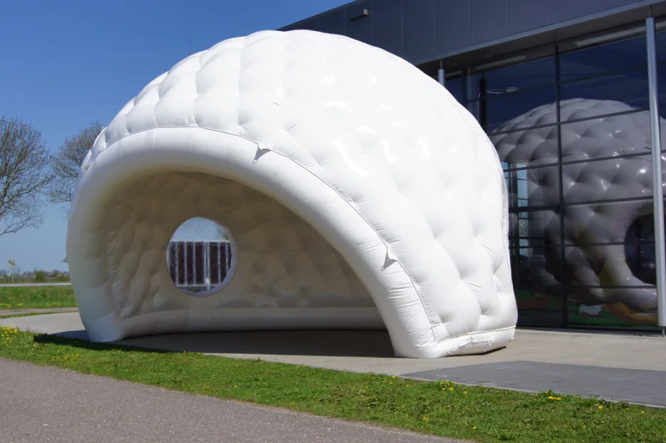 inflatable-golf-tent.jpg