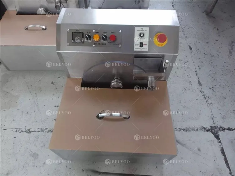 Chocolate melting machine5.jpg