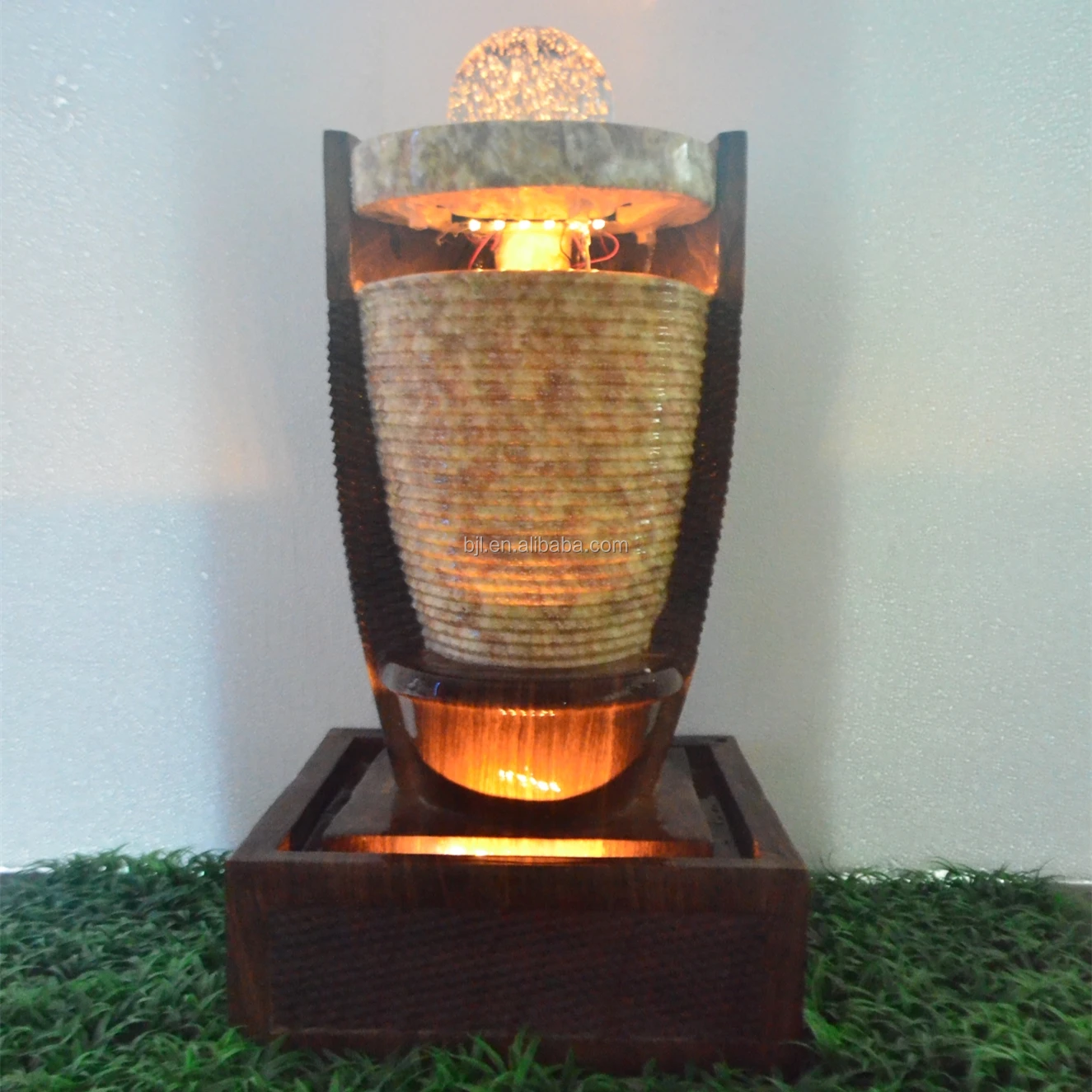 China Direct S Led Resin Water Fountain For Garden Outdoor Direct S Led Resin Water Fountain