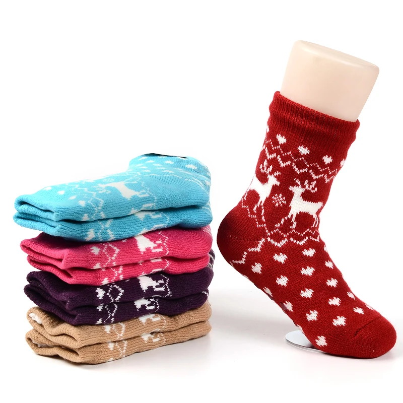 Kids warm socks Keep your feet warm during cold months with warm winter socks from DICK'S Sporting Goods. Shop winter socks from Under Amrour, SmartWool & Field & Stream.