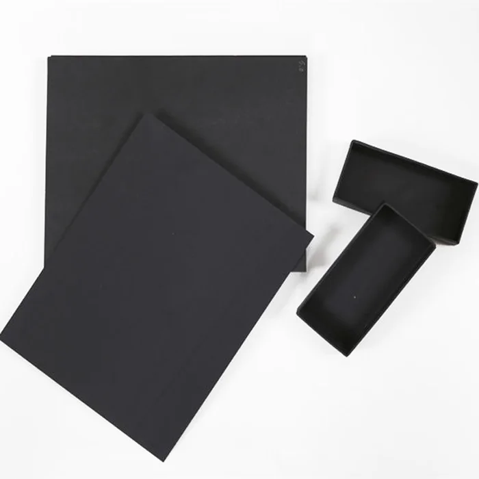Лист картона черный. Черная бумага. Черный картон. Черный матовый картон. Ламинированная бумага черная.