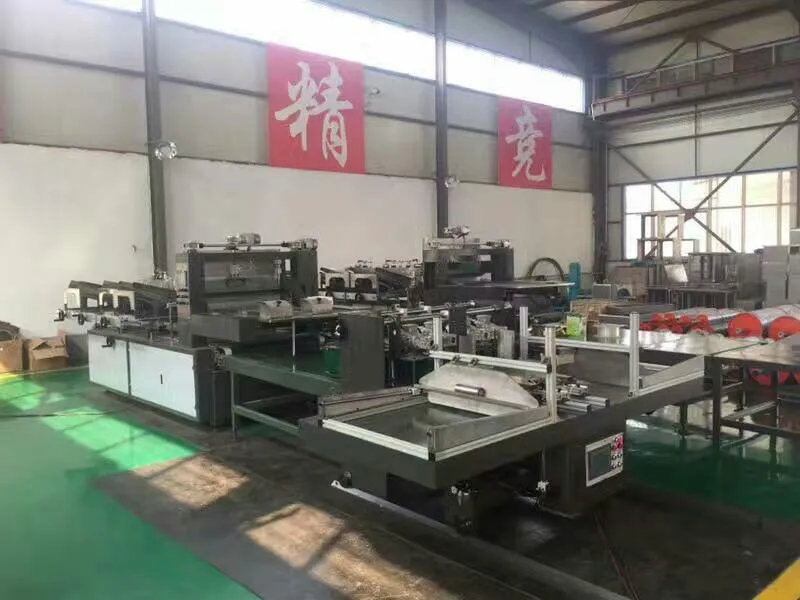 Corrugated Cardboard partition assembler machine.jpg