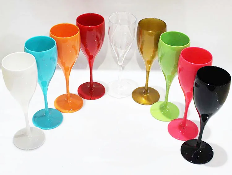 Пластиковые бокалы купить. Пластиковые бокалы. Бокалы из пластика. Пластиковые стаканы для вина. Пластиковые бокалы для вина.
