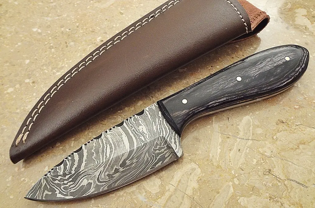 Christmas Gift Offer by ColdLand Knives | 7.5" Custom Handmade Damascus Steel Hunting Skinner Knife SH01-D1