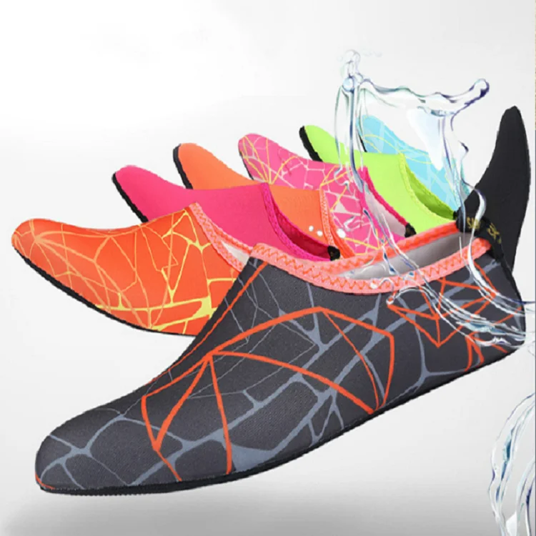 Women And Men Water Shoes Barefoot Quickdry Aqua Socks For Beach Swim