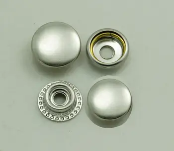 stud buttons