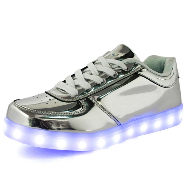 2016 hot selling kids women men size shining led light up trainer shoes