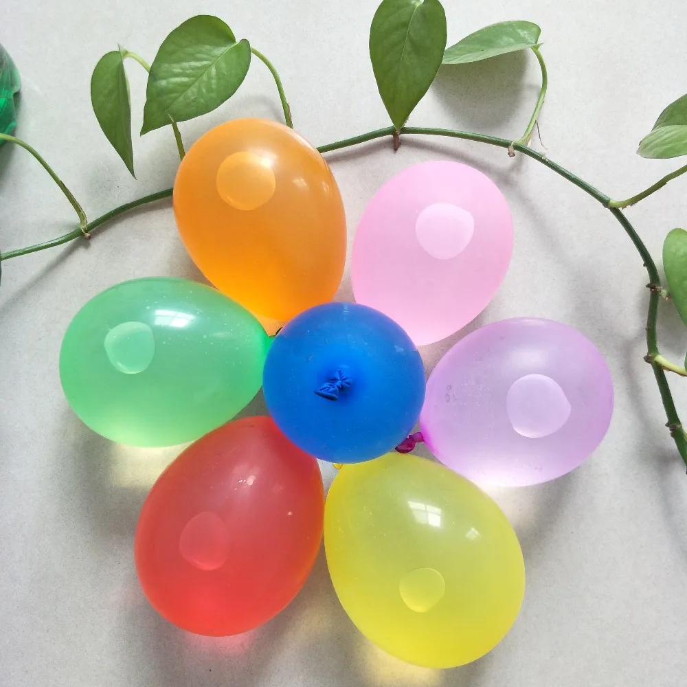 children playing water balloon non latex water balloons