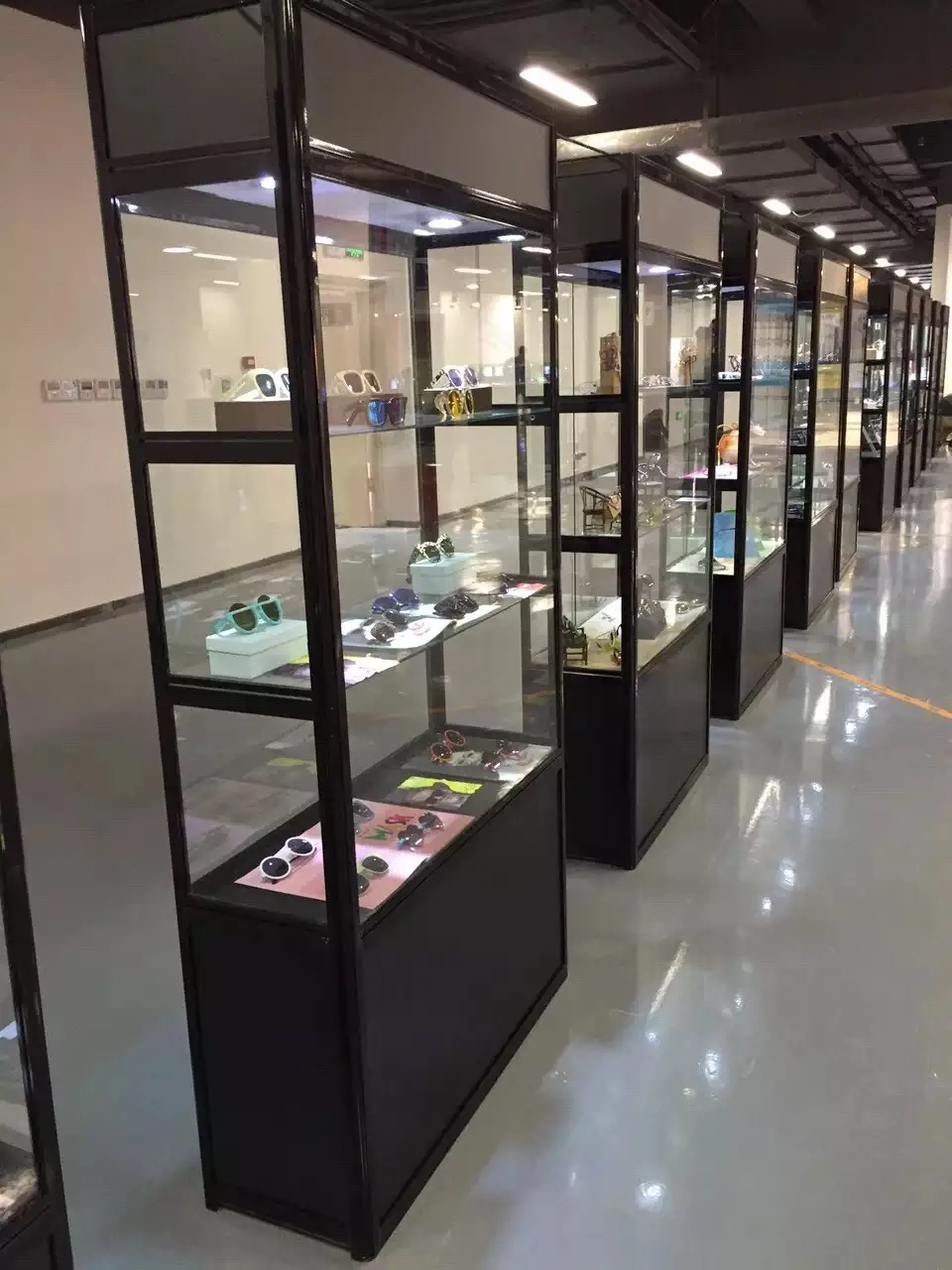 High Quality Aluminum Tradeshow Foldable Showcase,Exhibition Display