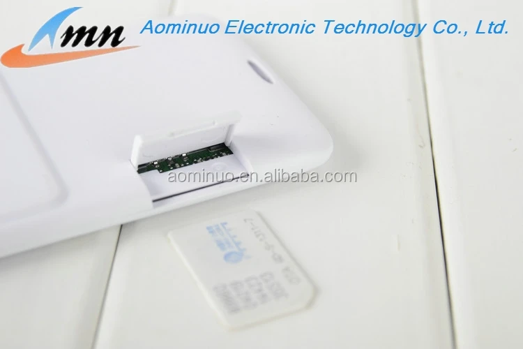 China cheap price the smallest mobile phone in the world iCard phone credit card size square shape mobile phone