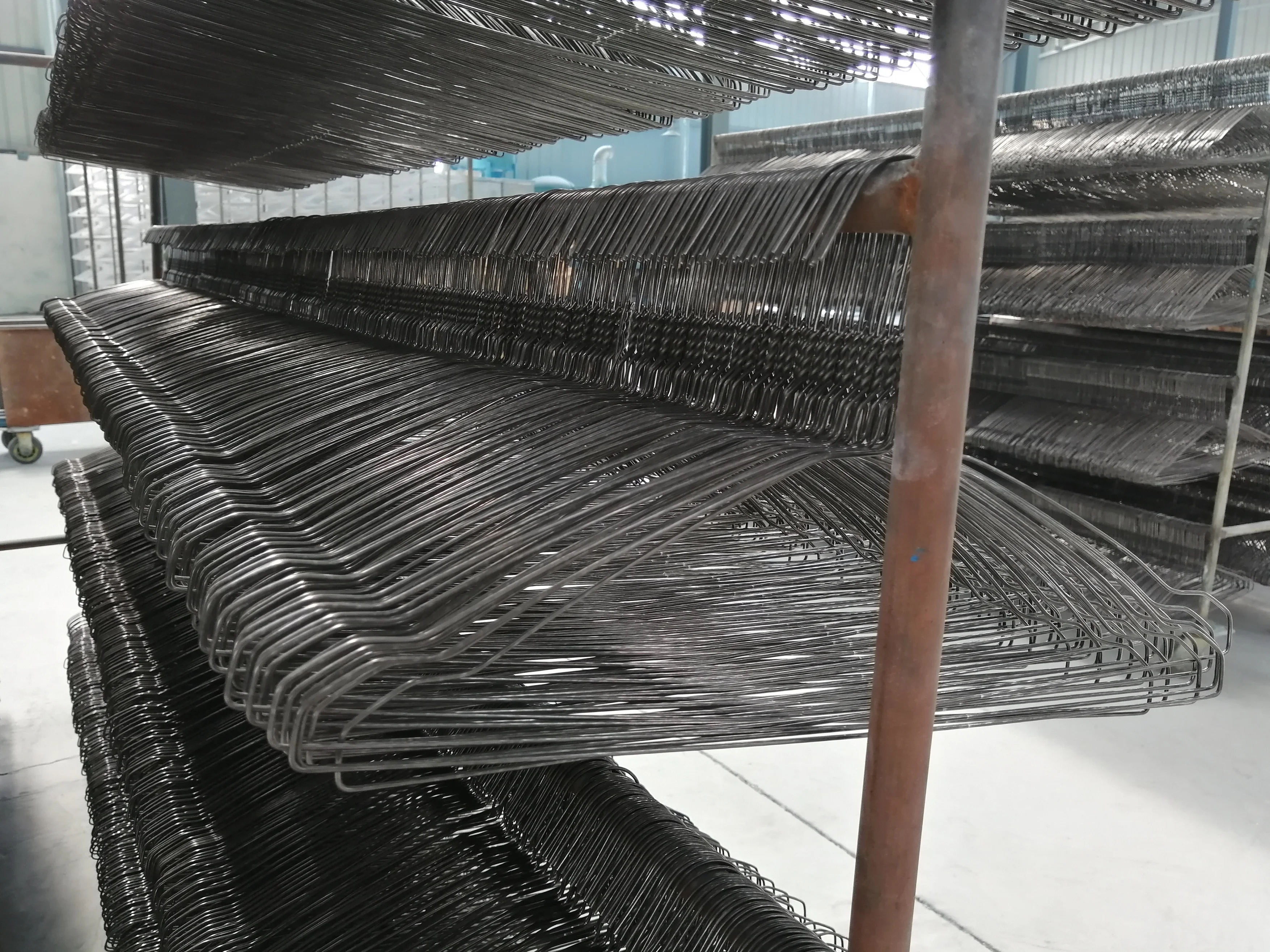 Doek En Draad Hangers Machine - Reliable & Efficient