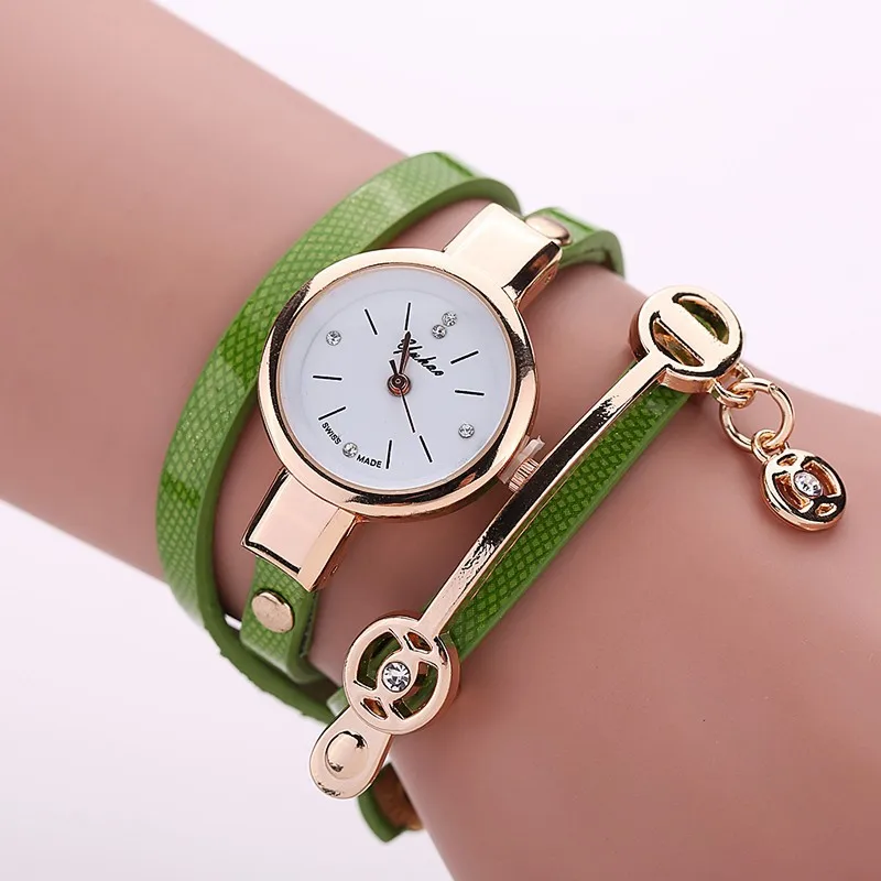 Source New sweet style lady fashion Hand-woven woman watch leather