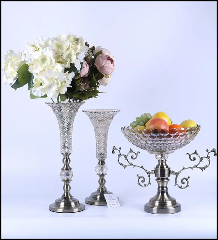 4121 Factory Wholesale Metal Tripod Stand Decorative Gold Artificial