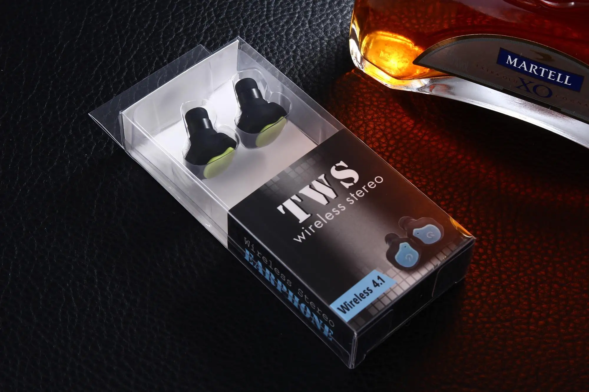 true mini headphone.JPG