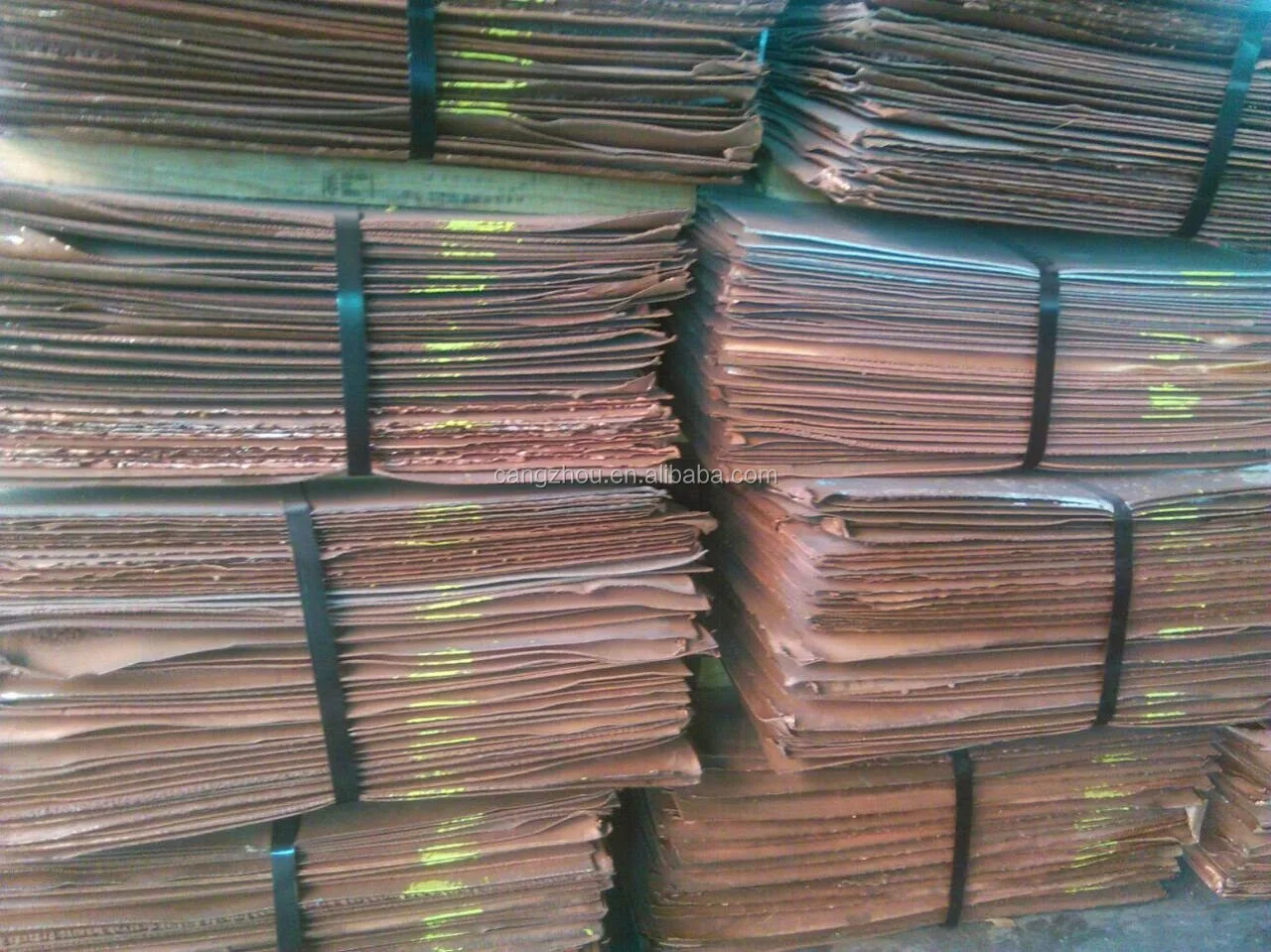 copper cathodes (99.96-99.99%)