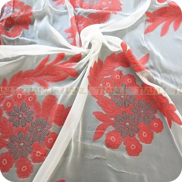 
red flower design yarn dyed silk fabric 