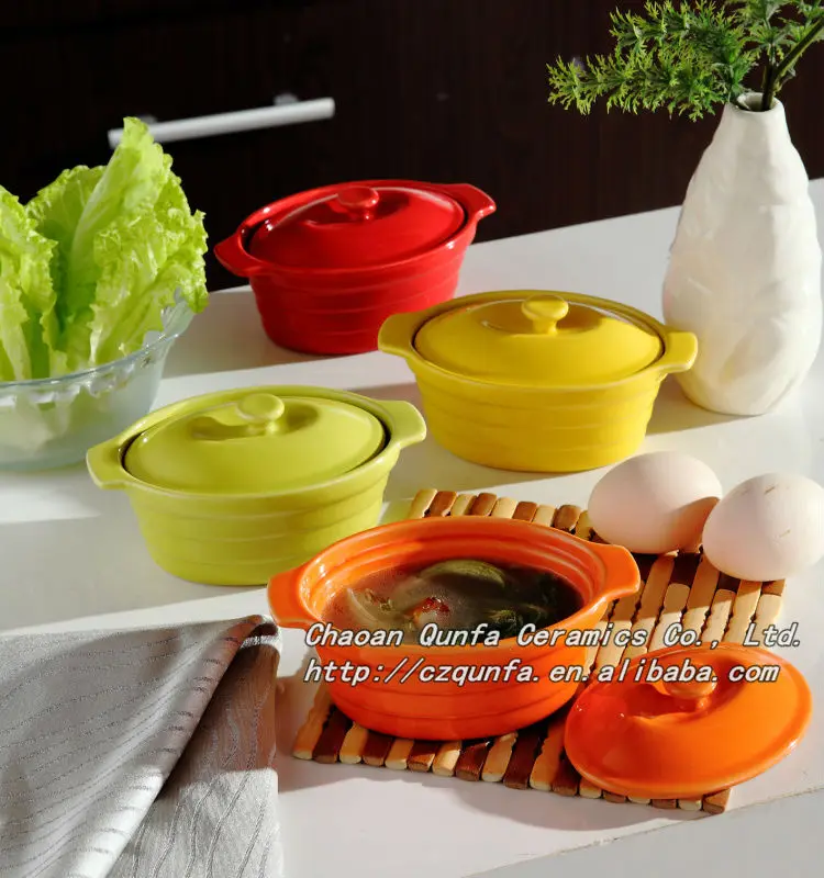 Solid color stoneware casserole wholesale cookware with lid