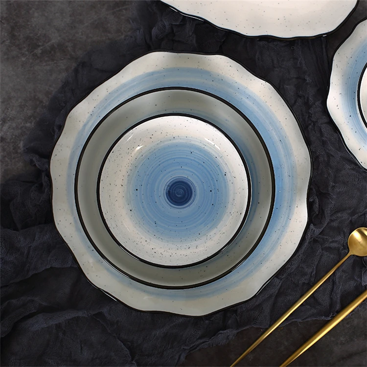 Unique design graceful  dinnerware irregular shape plates china crockery porcelain dinner set for restaurant