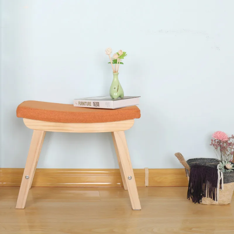 wooden shoe fitting stool