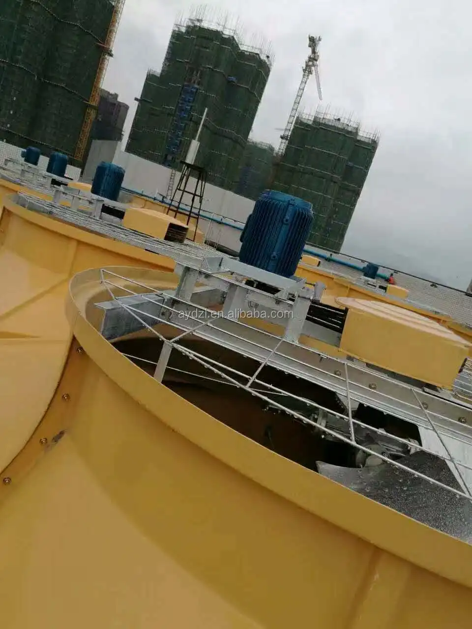 2000T water tower.jpg