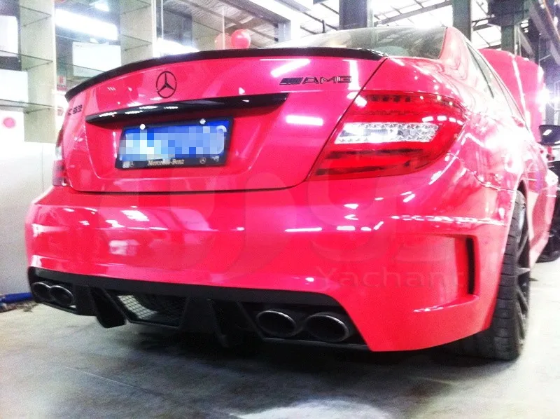 2008-2011 Mercedes Benz  W204 C63 Sedan Black Edition Style Rear Bumper FRP w CF Diffuser (11).jpg