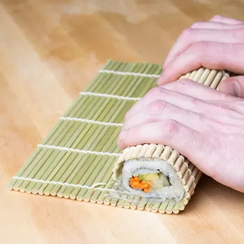 Japanese Type Natural Flat Bamboo Stick Sushi Roll Roller Mat