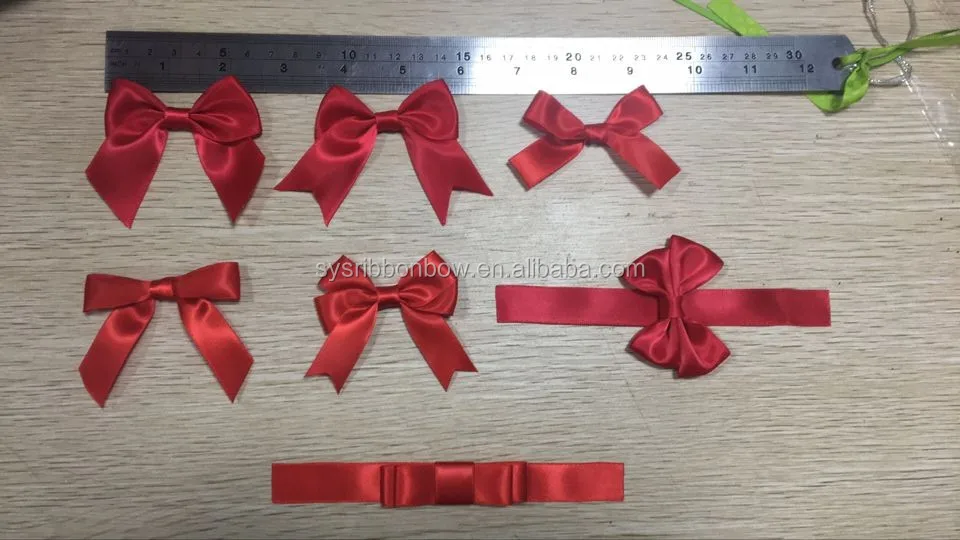 Manufacture making ribbon bows with elastic for wine bottle