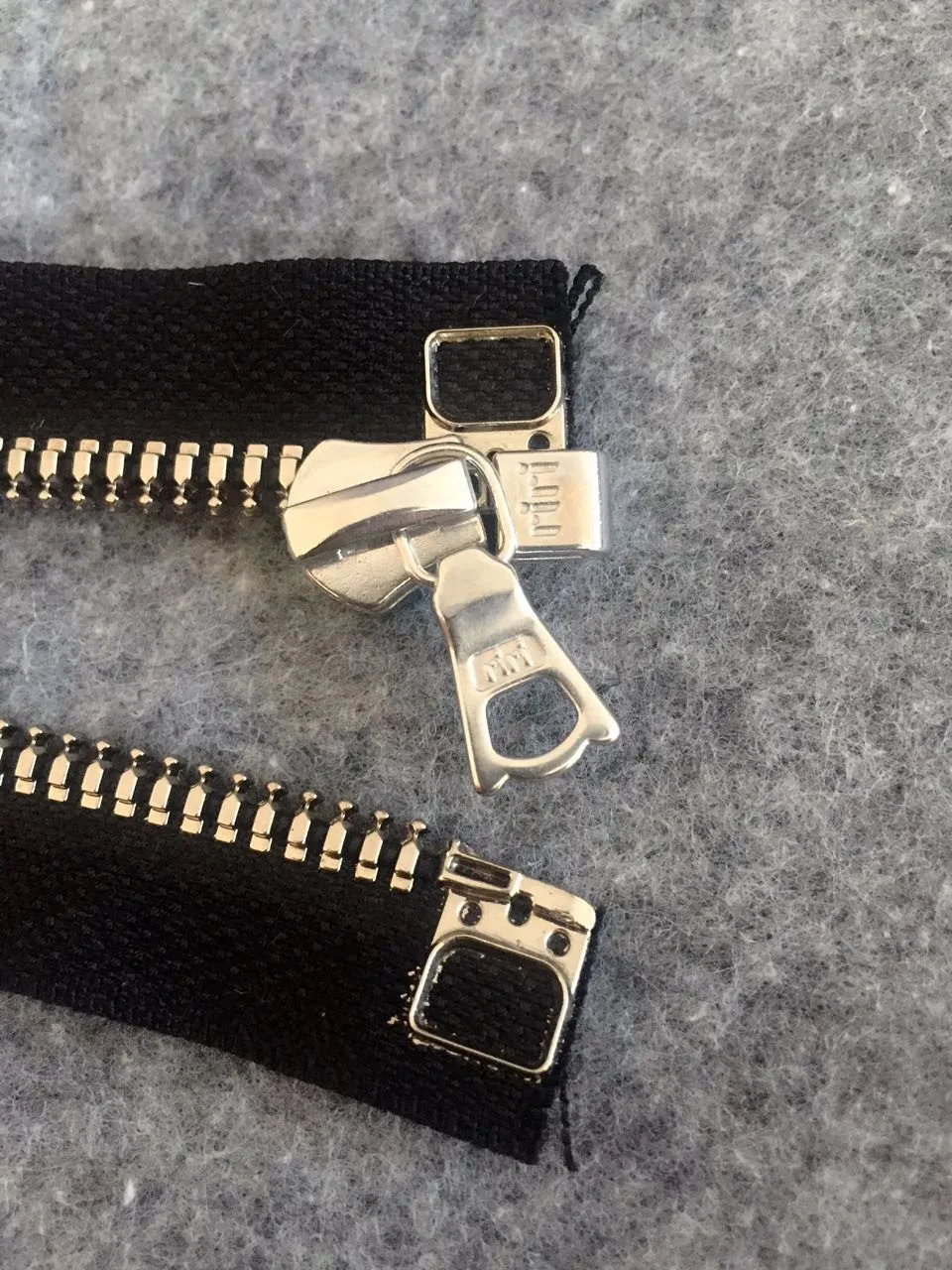 Zinc Alloy Openend Riri Metal Zippersilver Teeth Riri Zipper Buy