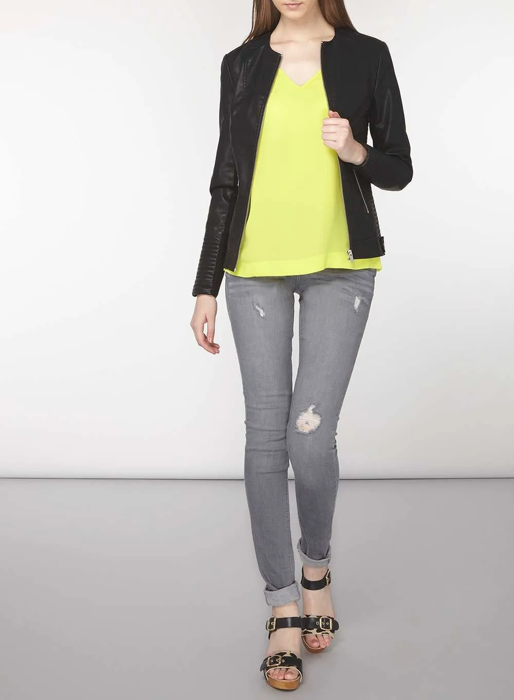 新款批发定制女装黑色仿皮夹克女性 - buy leather jacket,leather