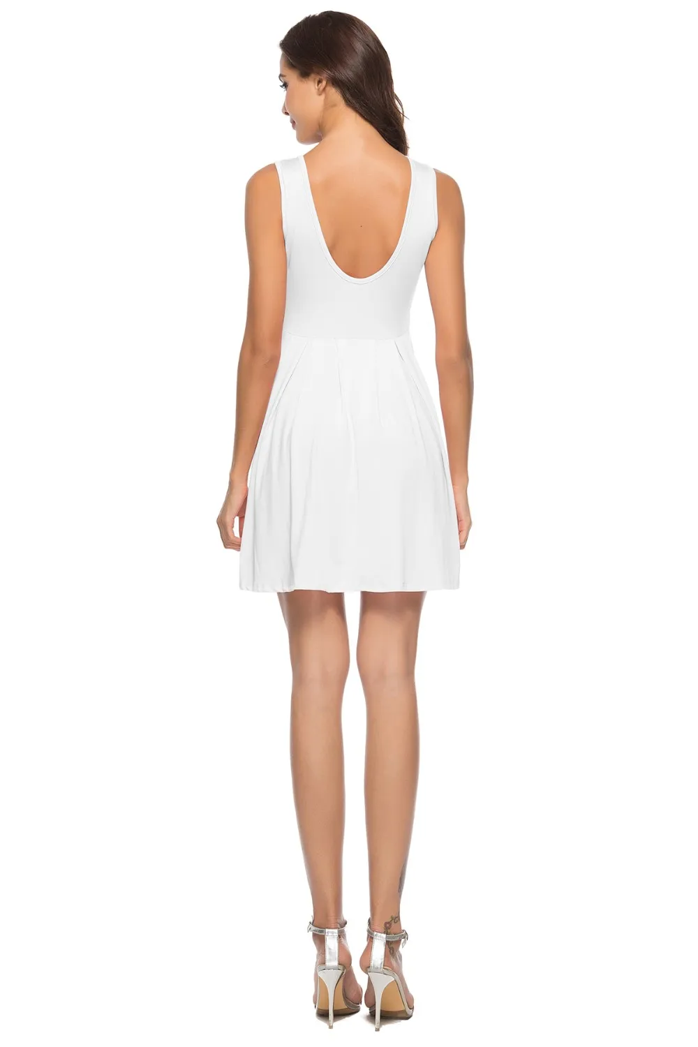 2018 pure girl simple backless pleated white dress