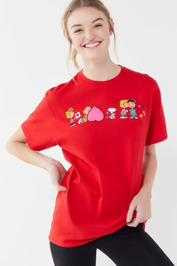 Nuevo diseño lindo diseño de camiseta tela camiseta mujer Slim Fit cuello redondo Camiseta roja on m.alibaba.com