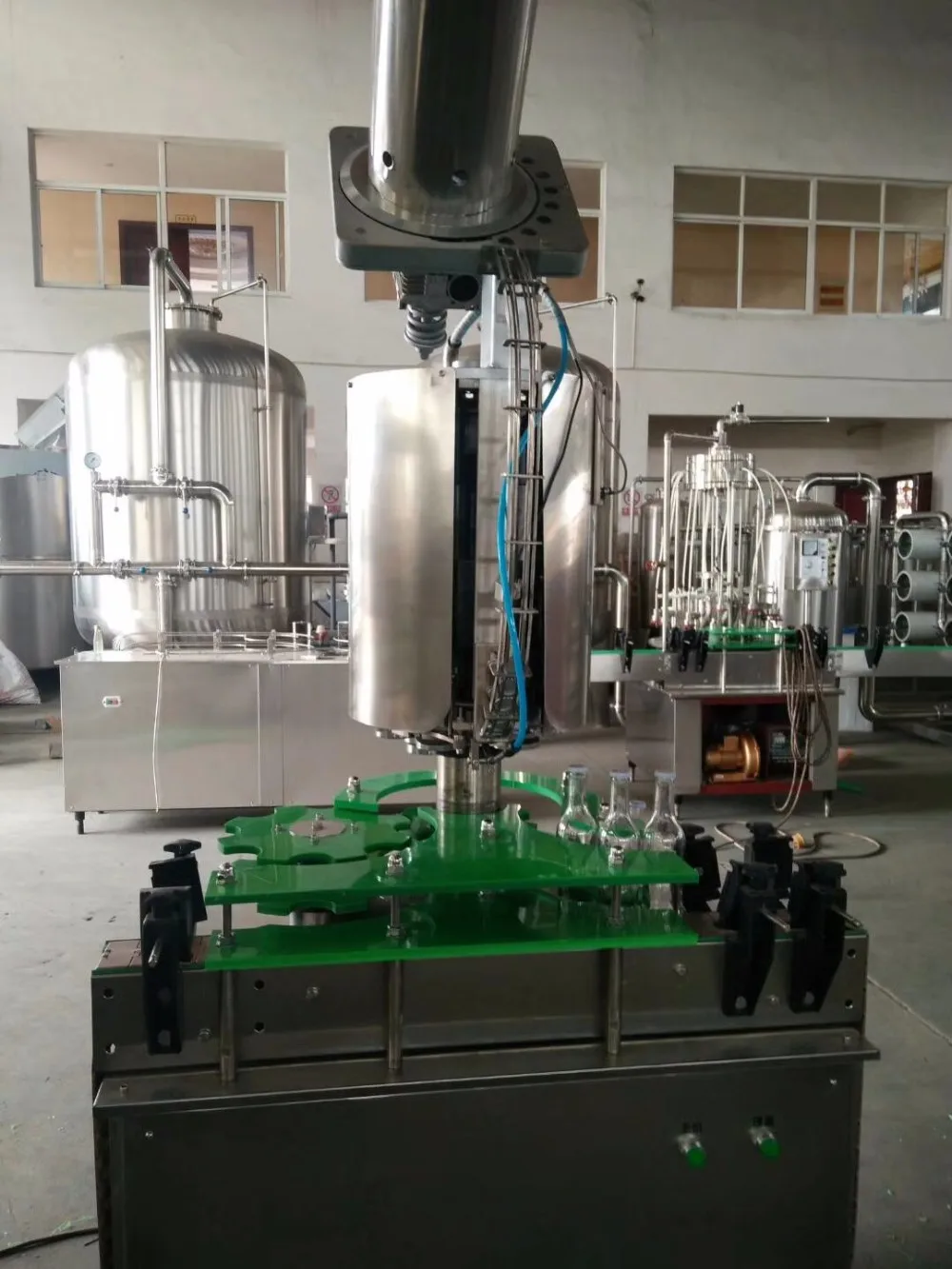 4000 5000 Bph Fully Automatic Glass Bottle Beer Sealing Machine With