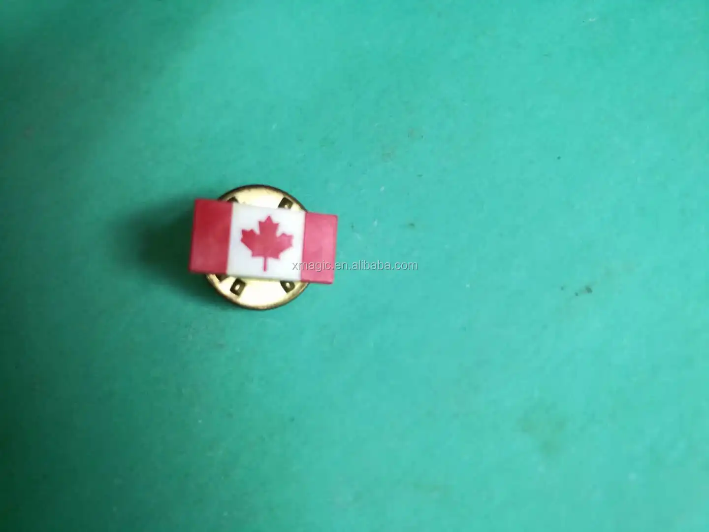Canada flag pin front.jpg