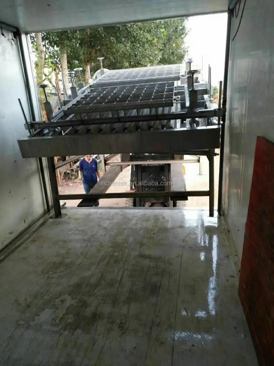 Automatic Shrimp Cleaner Grader Machine/prawn Washing Grading Machine/fresh Shrimp Size Roller Sorting Machine For 6 Grades