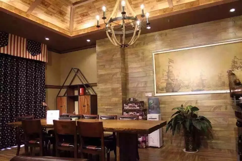 WALL decoration show.JPG