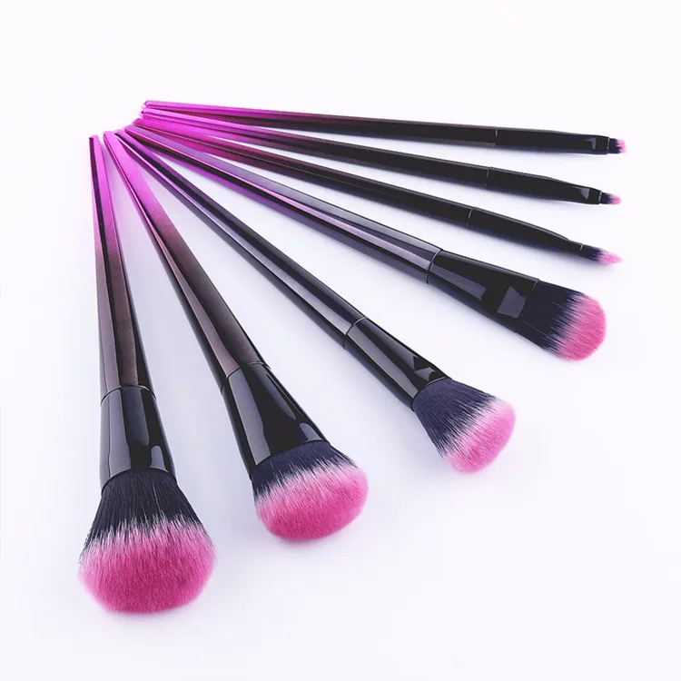 makeup brush.jpg