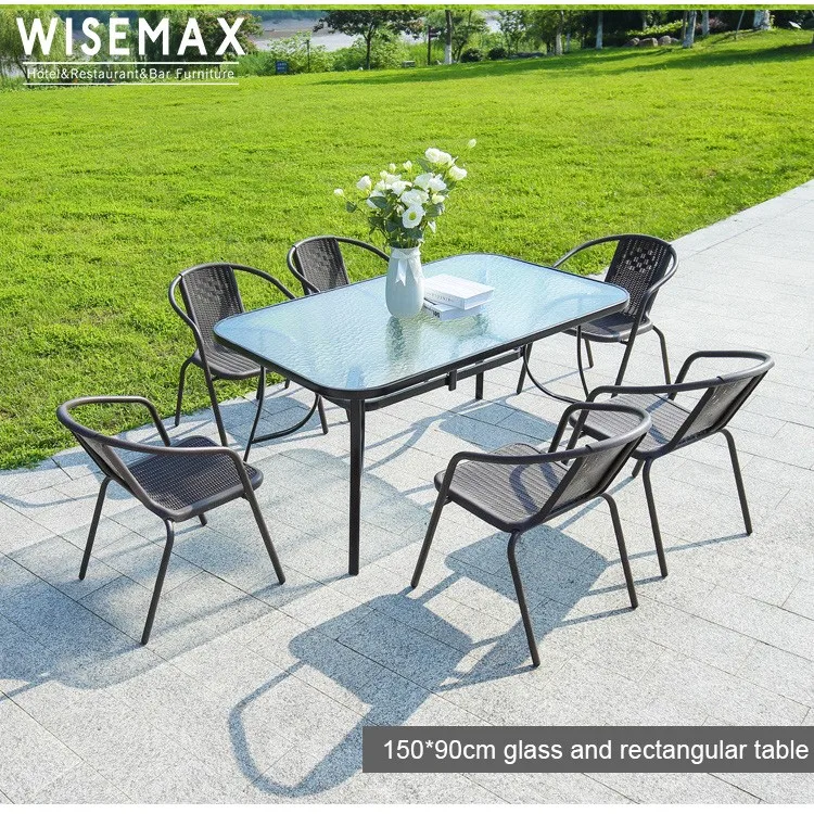 Simple Design Hot Sale Durable Outdoor Garden Pe Rattan Table And Chair