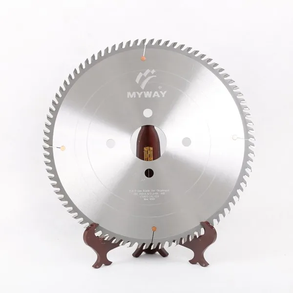 Freud 10-Inch 80-Tooth TCG Saw Blade For Laminate & Melamine Cutting - 5/8" Arbor With PermaShield Coating