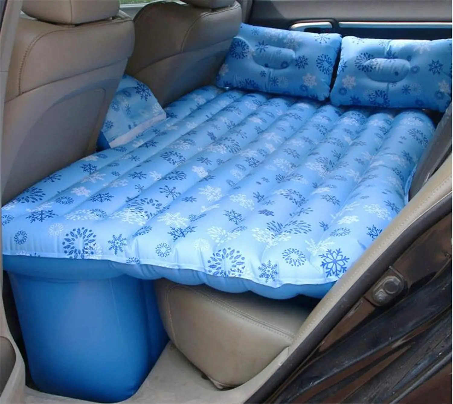 Надувная кровать в машину для ребенка