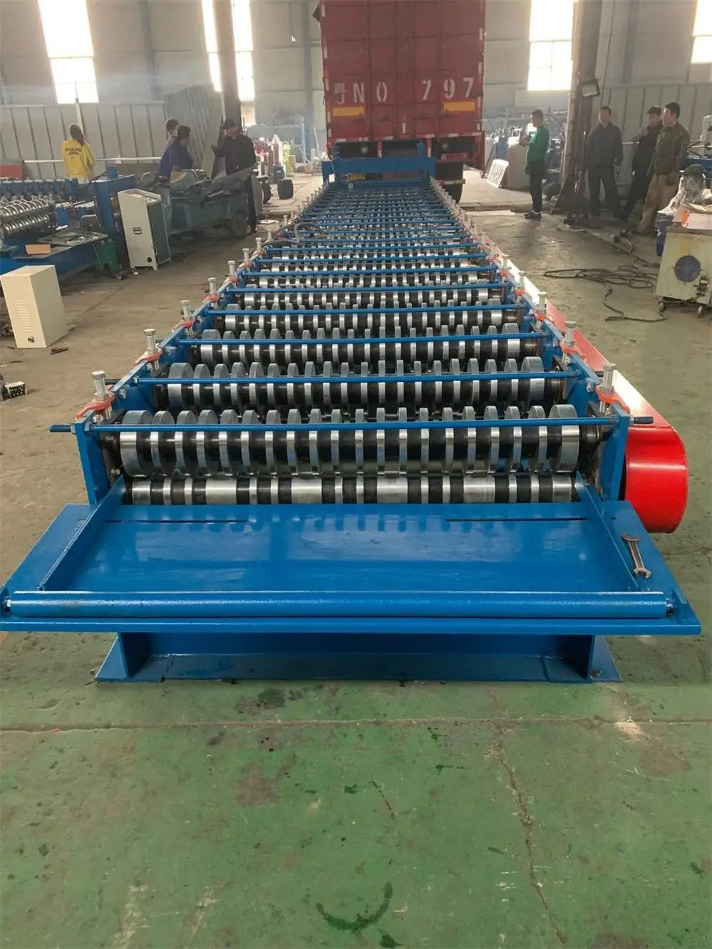 Construction Engineering Machinery Steel Wall And Roof Panel Roll Forming Machine