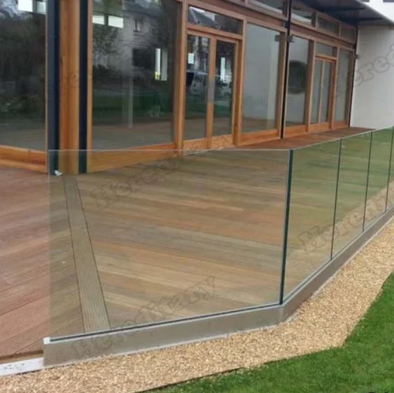 Frameless Glass Balcony Railing Aluminum U Channel Glass