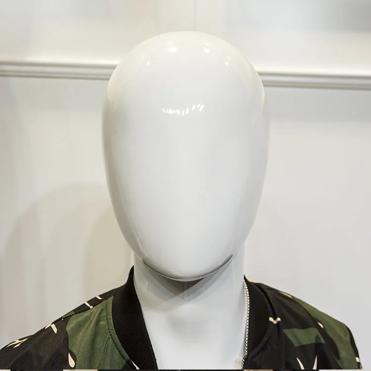 white male mannequin 6.jpg