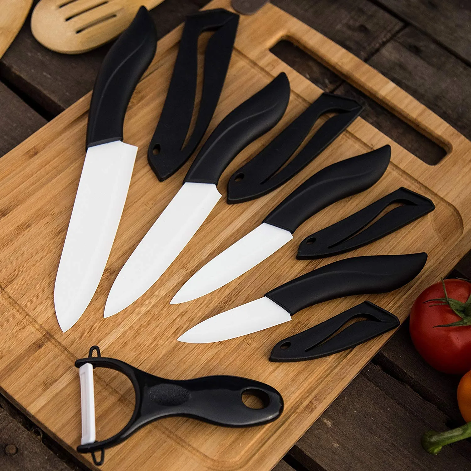 Керамические кухонные ножи купить. Керамический нож. Нож кухонный керамический. Набор керамических ножей. Фигурный нож.